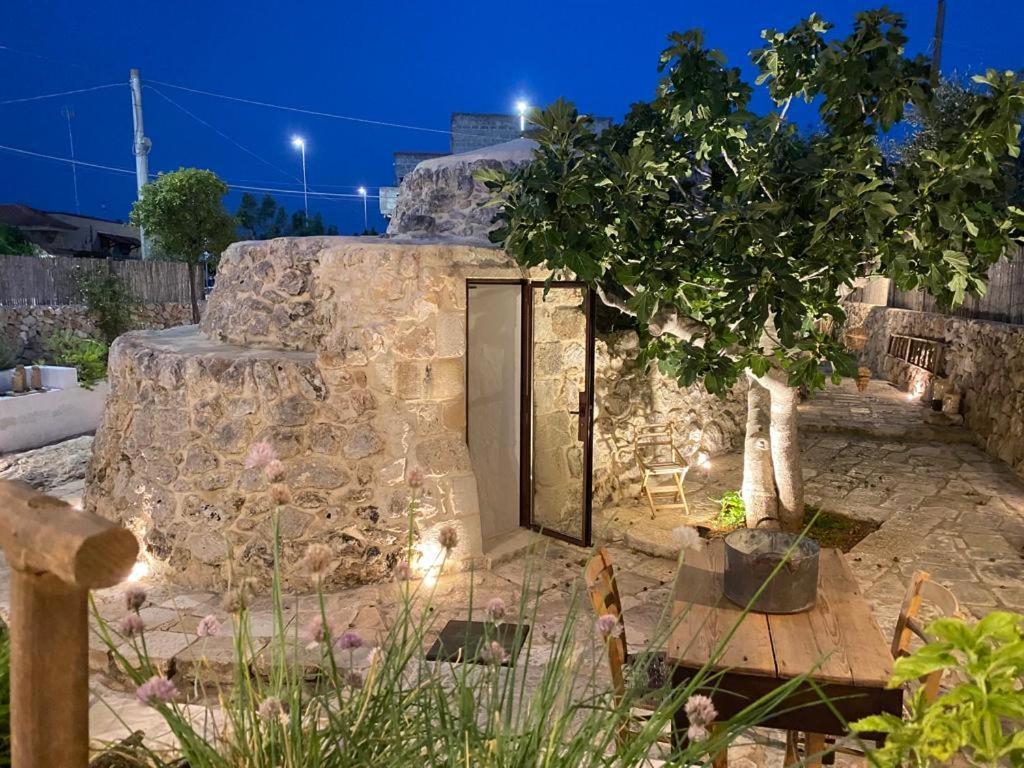 Trullo Santovia Bed & Breakfast Sant Isidoro  Exterior foto