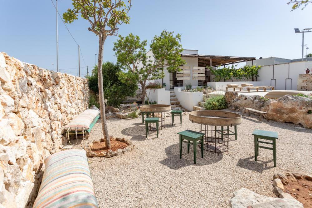 Trullo Santovia Bed & Breakfast Sant Isidoro  Exterior foto