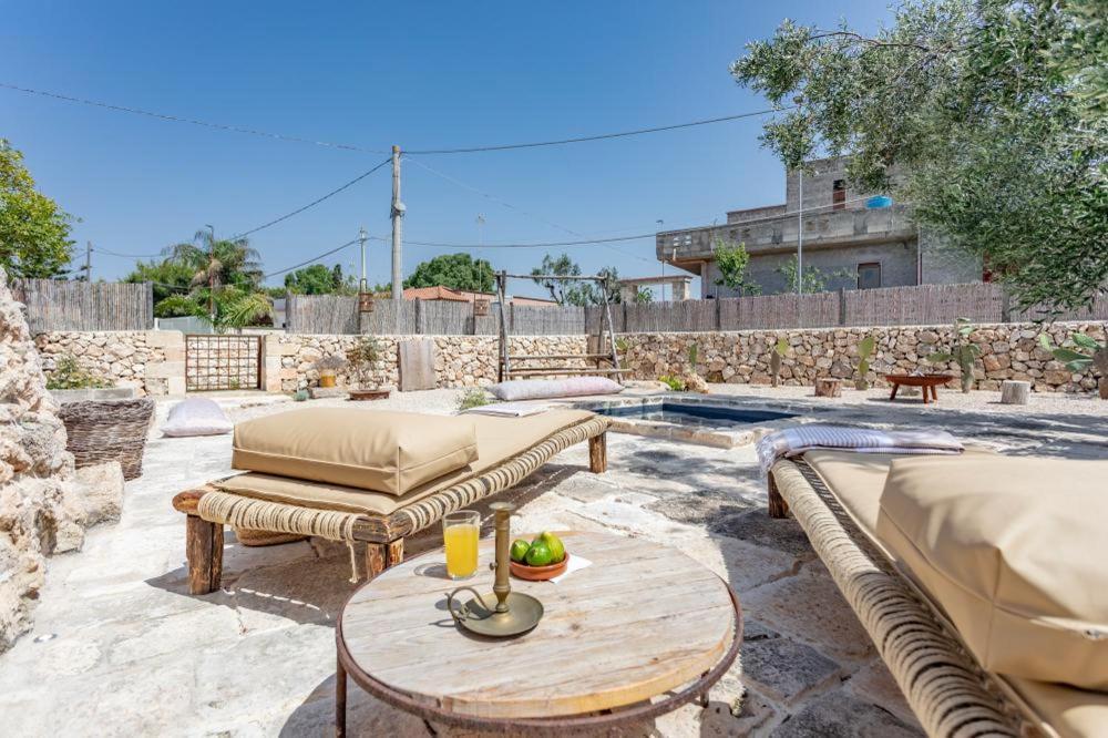 Trullo Santovia Bed & Breakfast Sant Isidoro  Exterior foto